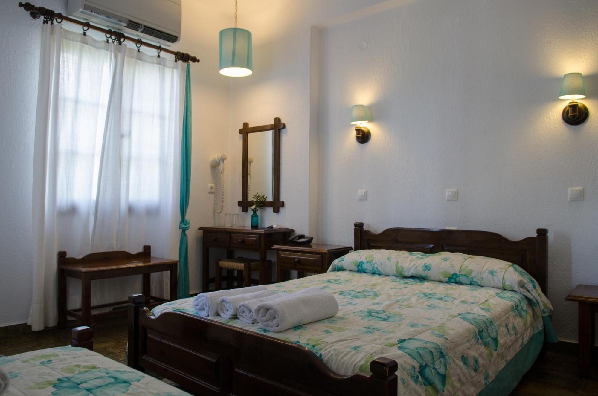 Elli Hotel Città di Skopelos Esterno foto